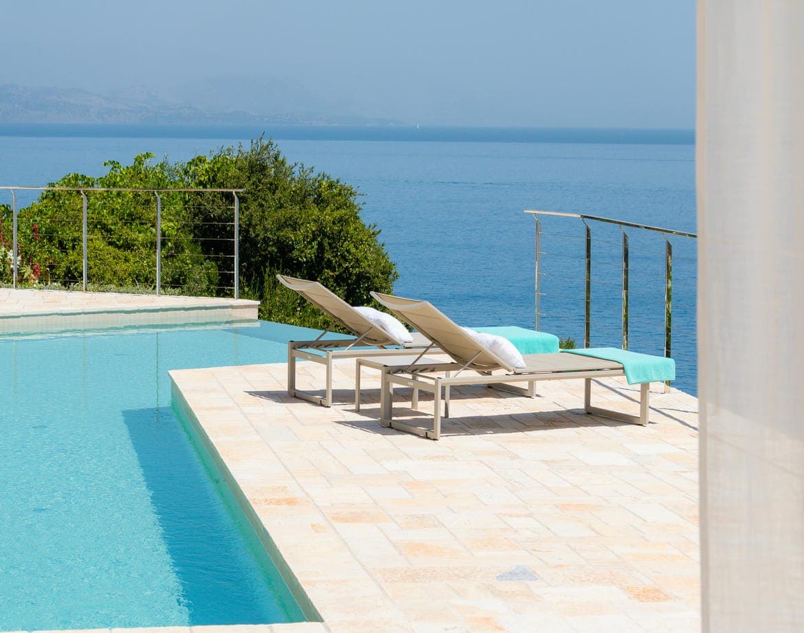 Beach Estate Villa Rosa