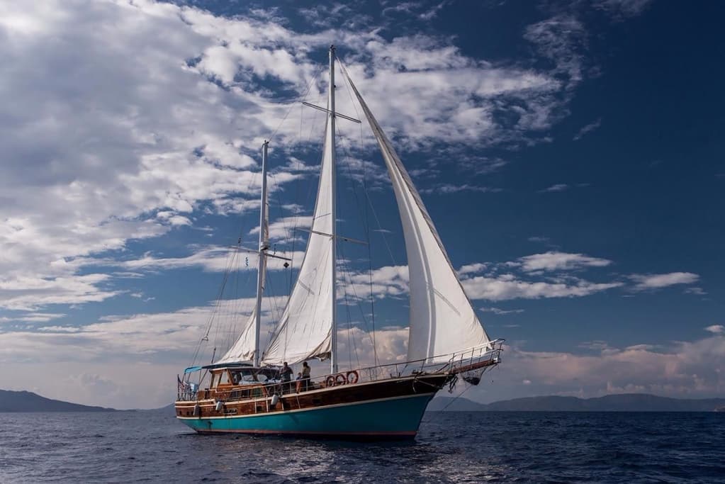 Motor Yacht 27m